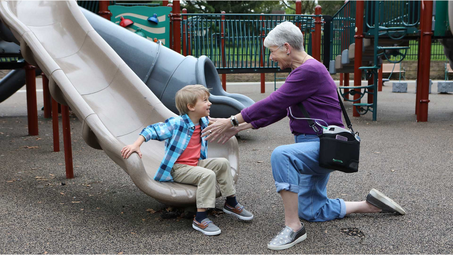 Portable vs Stationary Oxygen Concentrator: Cost, Pros & Cons Compared